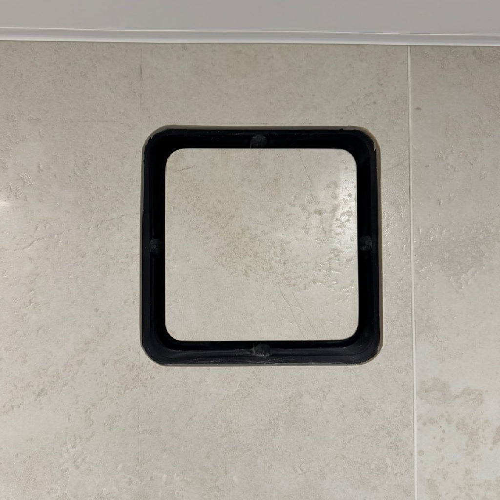Hidden Tile Ventilation – Magnetic, optional with fan